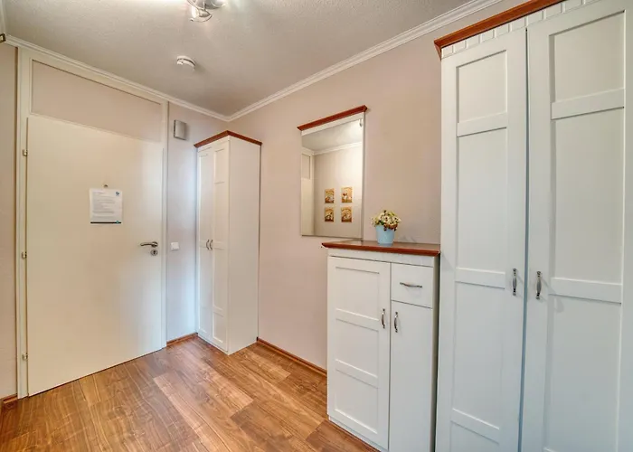 - Haus P, App 0p0202 Apartman *